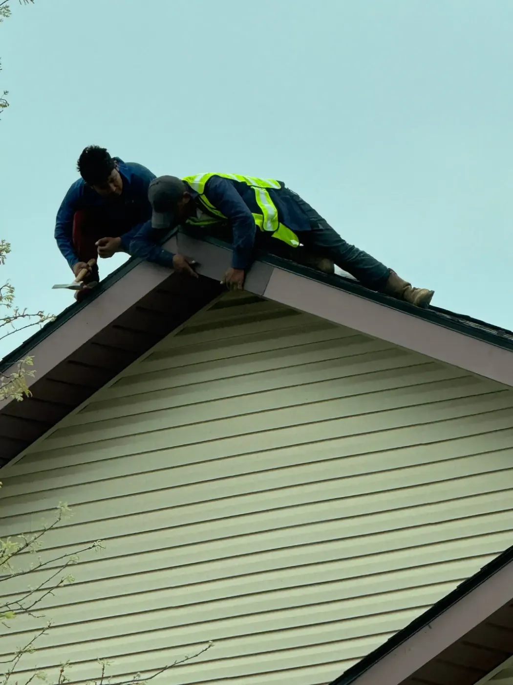 Manufacturer-certified roof installation in Mishawaka